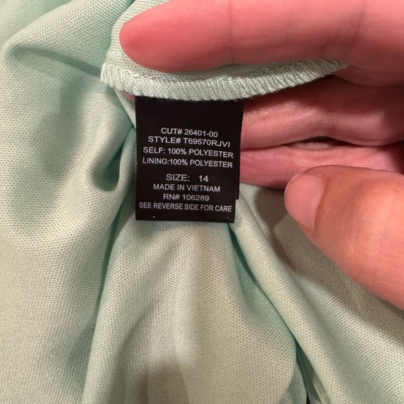 Trixxi Girl Green Square neck Ruched Tiered Sundress - Picture 7 of 14